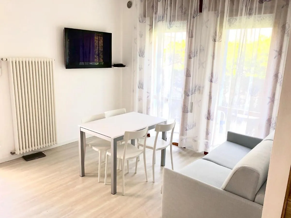 Villa Santin Carraro Immobiliare - Family Apartments Lido di Jesolo