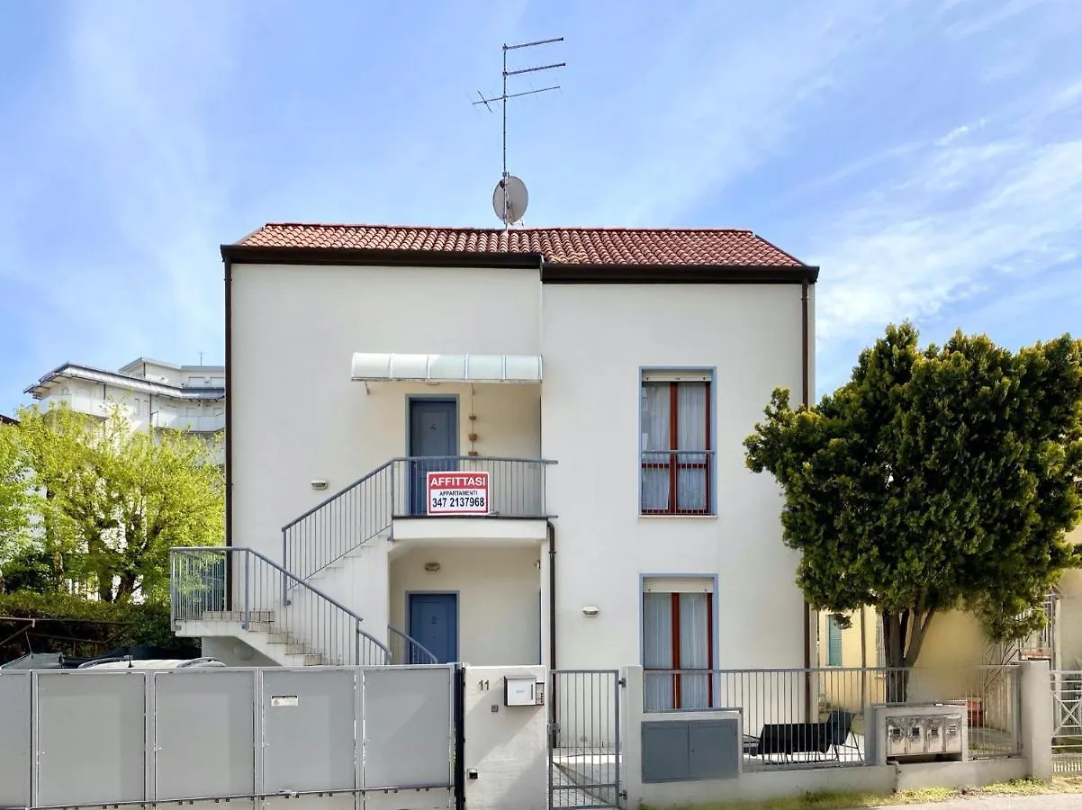 לידו די ג'סולו Villa Santin Carraro Immobiliare - Family Apartments איטליה